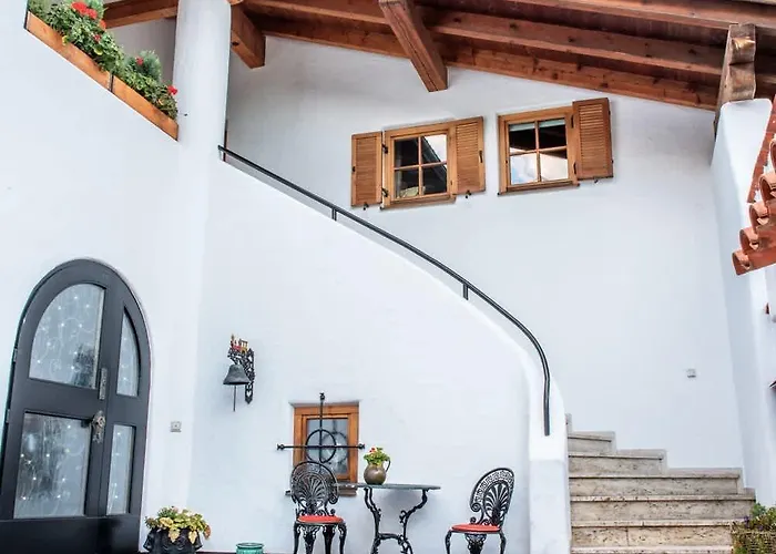 Park - Alpine Holiday home Garmisch-Partenkirchen