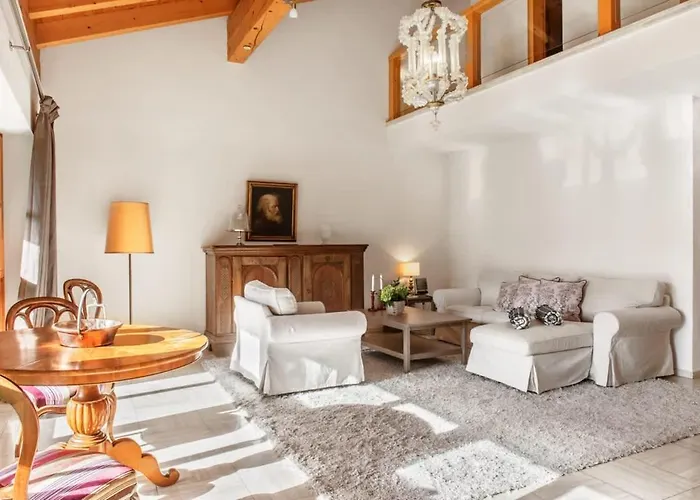 Park - Alpine Holiday home Garmisch-Partenkirchen